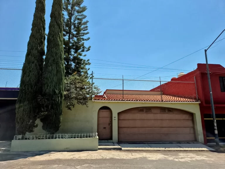 Casa Olivo | San Juanito Itzícuaro